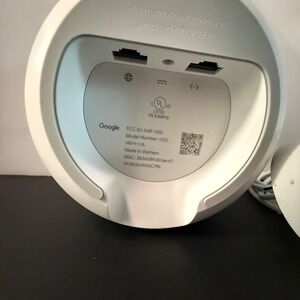 White Google Nest WiFi H2D 2nd Gen Mesh AC2200 Router